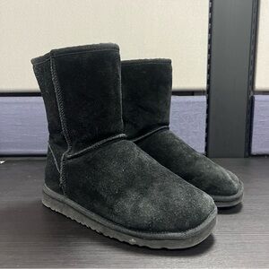 Classic UGG Australia Boots